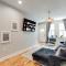 Trendy Fairmount Gem-5 star Location, Roof Deck, PARKING, GR8 for FAMILIES
