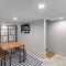 Trendy Fairmount Gem-5 star Location, Roof Deck, PARKING, GR8 for FAMILIES
