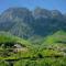 Spacious Apartment in Cava de' Tirreni with Mountain View. - Cava deʼ Tirreni