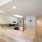 Noble's Oceanview Condo - تيبي أيلاند