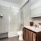 SunnyVillas: 2BR Mythical Apt*Swimming Pool*AK04
