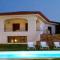 4 bedrooms villa with sea view private pool and enclosed garden at Palau SS Italie 3 km away from the beach