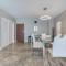 Ocean View Modern Condo Beach Access 11M