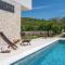 Modern Villa M30 with private pool, 3 en-suite bedrooms - Ugljane