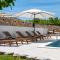 Modern Villa M30 with private pool, 3 en-suite bedrooms - Ugljane