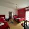 Guest House KrisHen