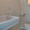 Charming Home Less Than 2 Mi to Downtown Hendersonville! - هيندرسونفيل