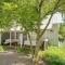 Charming Home Less Than 2 Mi to Downtown Hendersonville!