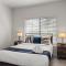 CozySuites Chandler 2BR with 2 pools & Jacuzzi!