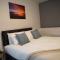 Station Road Stays - 1 & 2 bed apartments - Desborough, Kettering - Кеттеринг