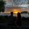 Wonderful Modern Oceanfront Condo - Hale Kona Kai 408 by Casago Kona