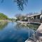 Chic Townhouse on Lake LBJ with Wet Boat Slip
