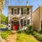 The Walton House - historic 3bd 2 5ba with parking