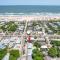 Paradise Palms- Tropic Suite- Pool - Steps to Ocean - 10 min to Downtown - St. Augustine