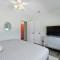 Paradise Palms- Tropic Suite- Pool - Steps to Ocean - 10 min to Downtown - St. Augustine