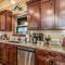Large Luxury 2BR Cabin w Hot Tub Double Trouble was designed for fun comfort and memories minutes from buzzling Hochatown and beautiful Beaver Bend State Park