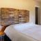 Wine Lover's Retreat - The Uncork and Unwind Experience - Yucca Valley