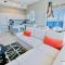 Penthouse Ocean Front View Mansion in Sky Corner - هوليوود