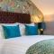 Host & Stay - The Pilgrim Coach Houses