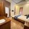 Rose Hotel