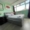 Letzi Ensuite, 15 Min to Heathrow, Fast WiFi