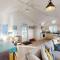 Skylark at The Bay Filey, sleeps 5, 2 dogs welcome for free too - Filey