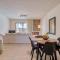 Saronis Suites