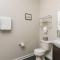 CozySuites Music Row Spacious 2BR with free parking 55