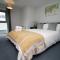 Violets Corner Luxury Swindon Town Apartment Great Location In The South West