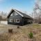 3 Bedroom Cozy Home In Grenaa