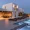Villa Stephanie with heated pool, by Red Windmill Villas - Mýkonos