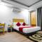 Saltstayz Express - Golf Course Road & DLF Phase-1