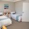 WATERFRONT 2 Bed Home with mooring at Knysna Quays