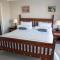 WATERFRONT 2 Bed Home with mooring at Knysna Quays
