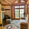 Cayuga Lodge South