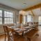 Chic Dover Home with Hot Tub 1 Mi to Golf!