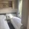 Beautiful Caravan At Skipsea Sands Ref 41029Wf