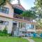 Exotic Home with Patio and Grill Walk to Canyon Lake!