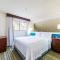 Metro Phoenix Loft sleeps 6
