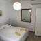 Apartments by the sea Zivogosce - Porat, Makarska - 21141