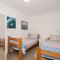 Beachside Shoal Bay Unit 5