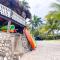 Oceanside Villa @ Ocho Rios, Jamaica Getaway - Boscobel
