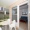 Beachside Shoal Bay Unit 2