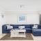 Lanimer Spectacular Waterfront
