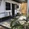 Gympie Luxury Caravan Stay - Tamaree