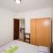 Apartman V in Premantura near the center of town