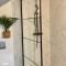 Guesthouse at the Amstel river with 2BR 2BA and garden