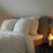 Guesthouse at the Amstel river with 2BR 2BA and garden - 阿姆斯特尔芬