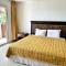 Maho Beach House - Charming Studio - Beach Access