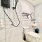 Amber 2B2B Cozy apt Wi-Fi TV Box near Encore Melaka